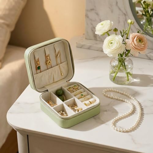 CASEGRACE Travel Jewelry Case, Small Jewelry Box Portable Jewelry