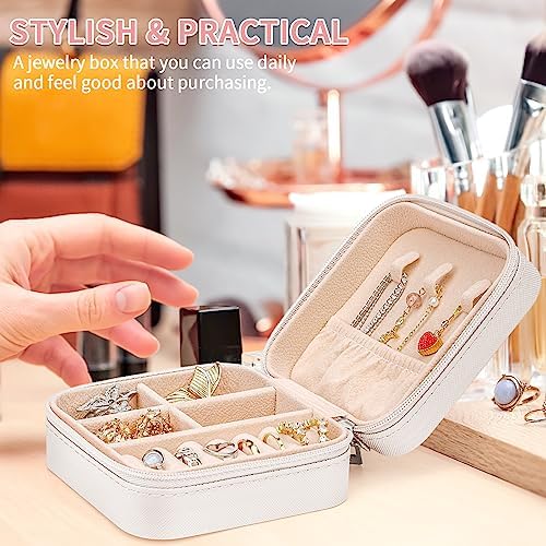 Leezmark 8 Pcs Jewelry Travel Case, Bridesmaid Gifts Set Of 8, Velvet