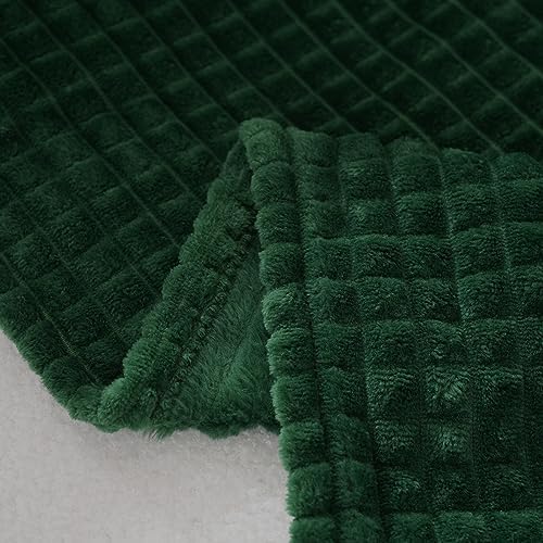 Puncuntex Fleece Throw Blanket Dark Green 50"×60" with Square Grid