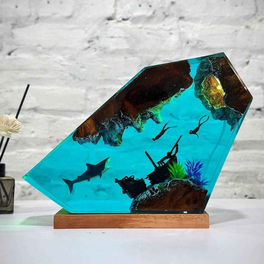 Shark Ocean Resin Lamp, Handmade Resin Night Light for Home Office Decor | Multi-Color LED Light with USB Port, Shark Gifts for Men & Women, Unique Ocean Marine Biology Gifts for Him & Her (6"x4")