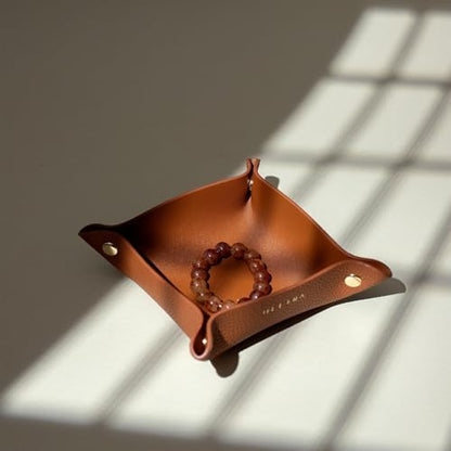 OLETHA Foldable Valet Tray, Travel Essentials for Women, Brown