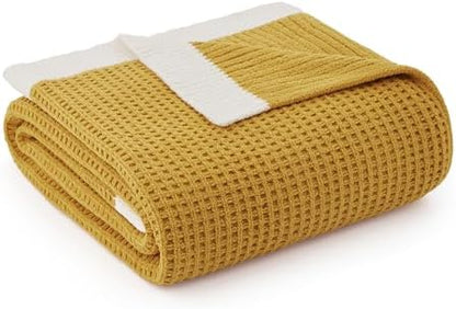 Amélie Home Chenille Throw Blanket, Soft Cozy Waffle Throw for Couch &