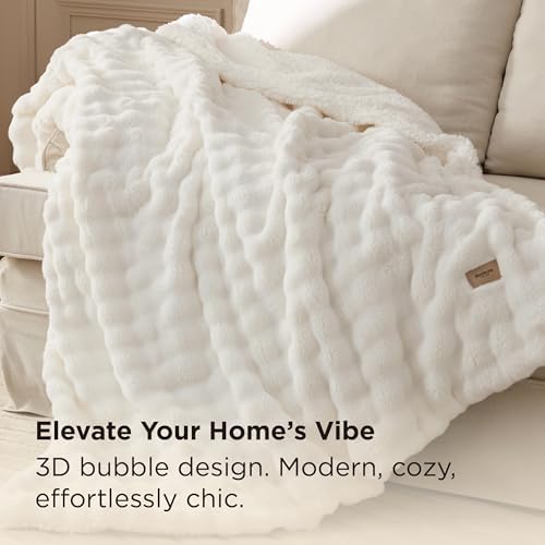 Bedsure GentleSoft Cloud Bubble Sherpa Throw Blanket for Couch, Fluffy