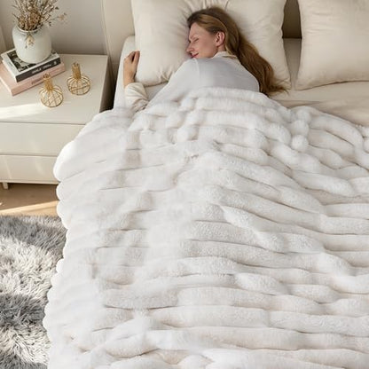 VFROO Luxury 850GSM Faux Rabbit Fur Reversible Throw Blanket Super
