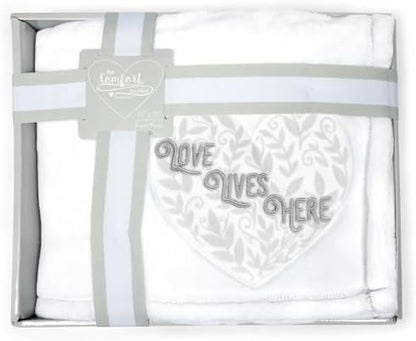 Pavilion Gift Company - Love Lives Here - Royal Plush 320 GSM Soft