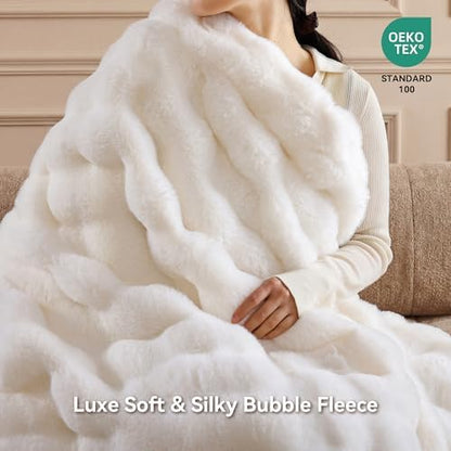 Smoofy Faux Rabbit Fur Throw for Couch - Cream White Bubble Blanket