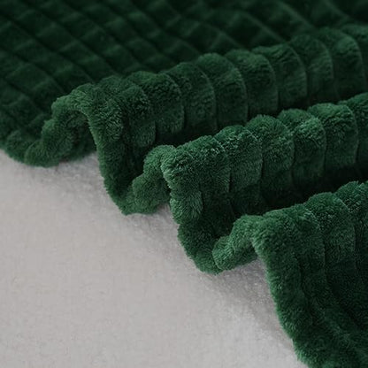 Puncuntex Fleece Throw Blanket Dark Green 50"×60" with Square Grid