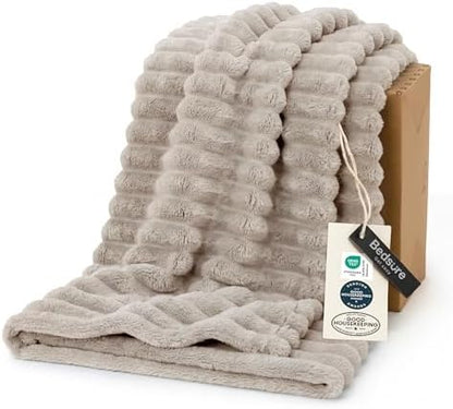 Bedsure Soft Beige Throw Blanket for Couch Decor Gifts 50"x70"