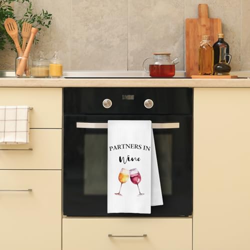 Wine Kitchen Towels, Wines Lover Drinker Gifts for Women Men Dish Tea