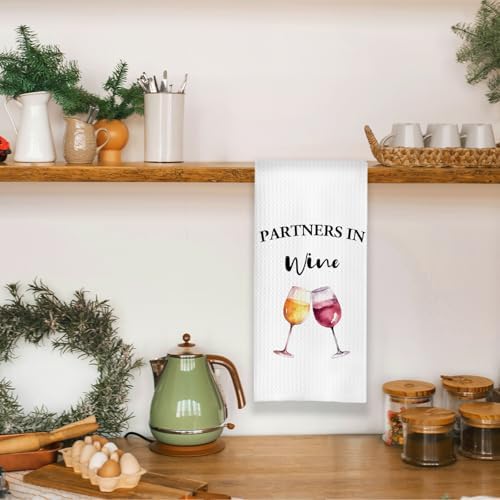 Wine Kitchen Towels, Wines Lover Drinker Gifts for Women Men Dish Tea
