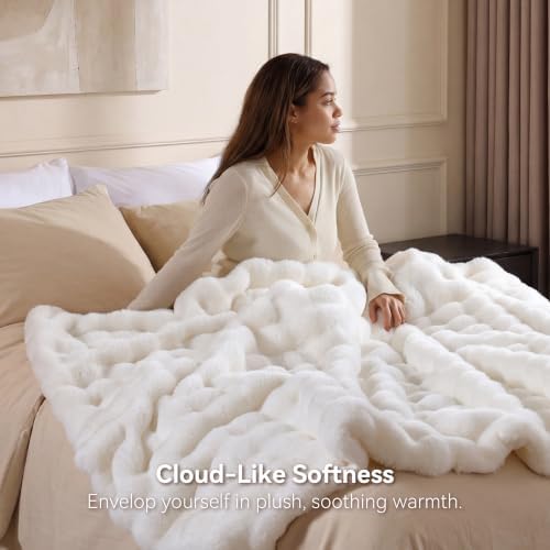 Smoofy Faux Rabbit Fur Throw for Couch - Cream White Bubble Blanket
