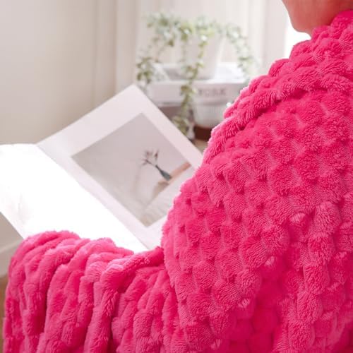 Puncuntex Hot Pink Throw Blanket 50"×60" Gifts for Mom Fuzzy 3D