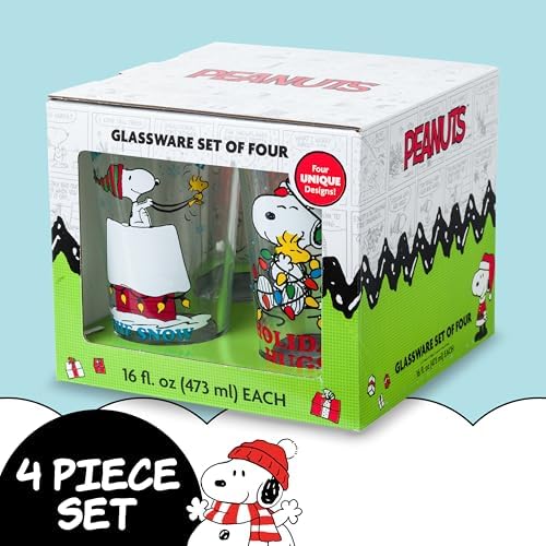 Silver Buffalo Peanuts Snoopy Holiday Boxed Set, 4pc Pint Glass Set