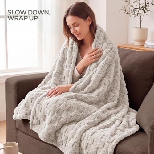 Utopia Bedding Plush Checkered Fleece Blanket Linen Throw, 50x60