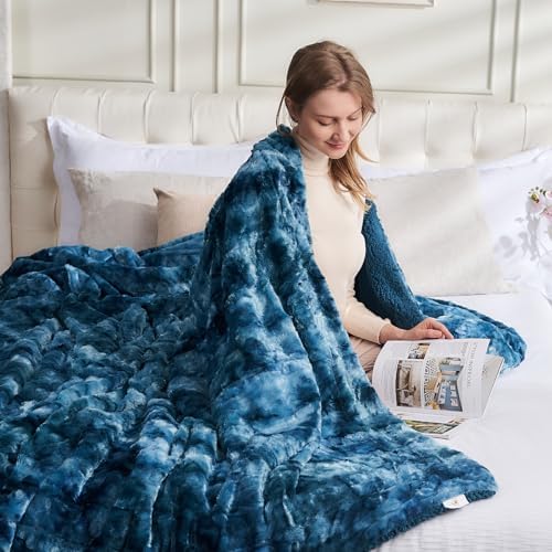 NEWCOSPLAY Faux Fur Sherpa Throw Blanket for Couch, Dark Blue, 40"x50"