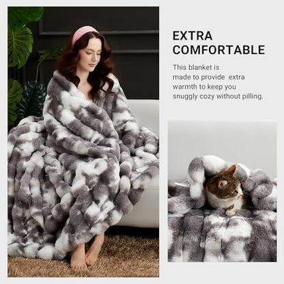 SAPHREAS Faux Fur Throw Blanket for Couch, Fluffy Fuzzy Bubble Blanket