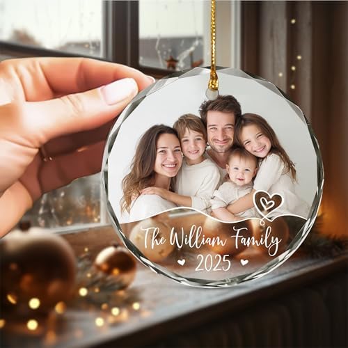 BSQUIELE Personalized Family Glass Ornament 2025 - Personalized