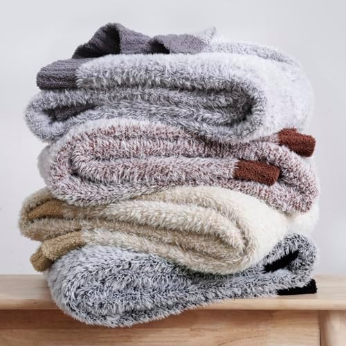 Amélie Home Faux Fur Throw Blanket, Heather Grey, 50"x60"