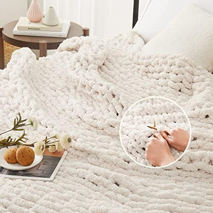 L'AGRATY Chunky Knit Throw Blanket for Couch, 50'' x 60'' Knit Throw