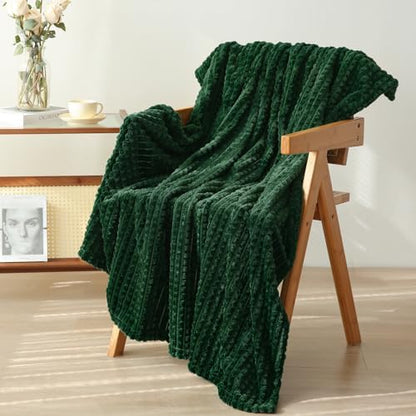 Puncuntex Fleece Throw Blanket Dark Green 50"×60" with Square Grid