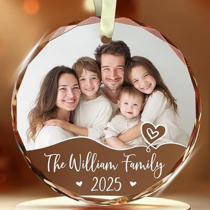 BSQUIELE Personalized Family Glass Ornament 2025 - Personalized