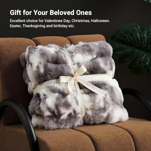 SAPHREAS Faux Fur Throw Blanket for Couch, Fluffy Fuzzy Bubble Blanket