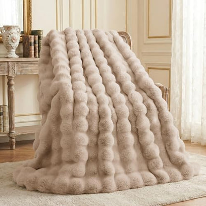 L'AGRATY Faux Rabbit Fur Throw Blanket for Couch, 50'' x 60'', Light