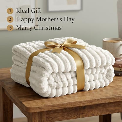 White Fleece Throw Blanket for Couch & Bed, Cozy Warm Gifts for Women