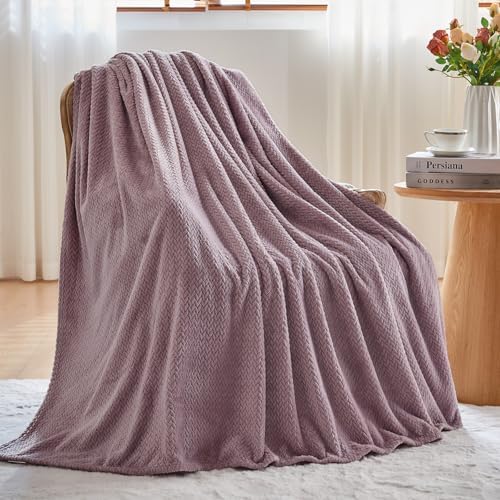 NEWCOSPLAY Fleece Leaves Pattern Throw Blanket, Light Purple, 50"x60"