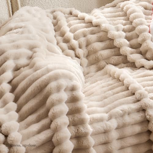 Flannel Throw Blanket, Soft Plush for Couch Bed Beige 40x50 in