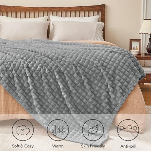 BEDELITE 3D Checked Grey Fleece Throw Blanket for Couch, 50x60 Inches