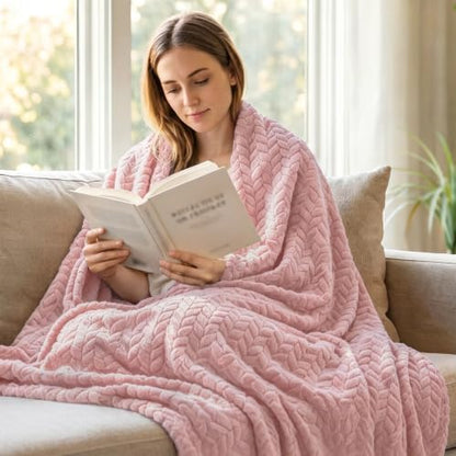 Exclusivo Mezcla Fleece Pink Throw Blanket for Couch Sofa Bed, 50”x70”