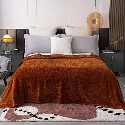 SOCHOW Super Soft Flannel Fall Throw Blanket, 50 x 60 Inches, Caramel