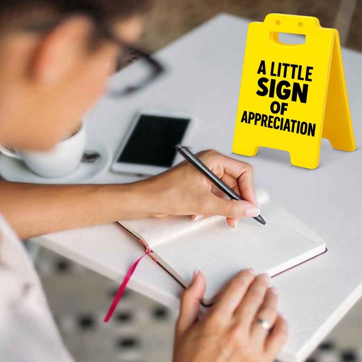 Appreciation Gifts for Employee Coworker Team Thank You Gifts for Women | Thank You Little Appreciation Desk Decor Sign for Office Gifts for Coworkers Employees Women