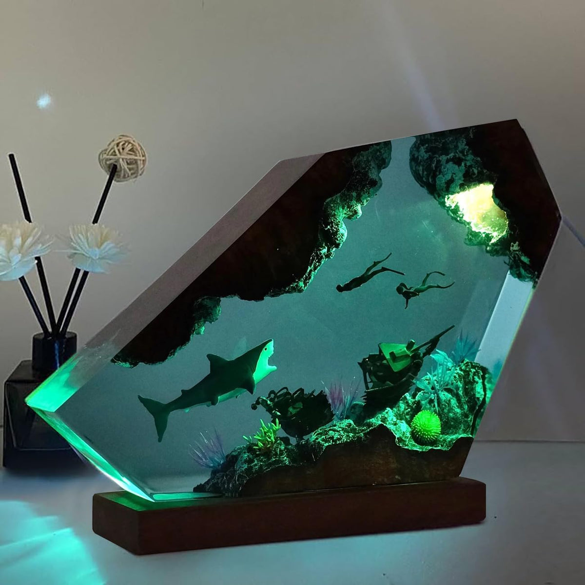 Shark Ocean Resin Lamp, Handmade Resin Night Light for Home Office Decor | Multi-Color LED Light with USB Port, Shark Gifts for Men & Women, Unique Ocean Marine Biology Gifts for Him & Her (6"x4")