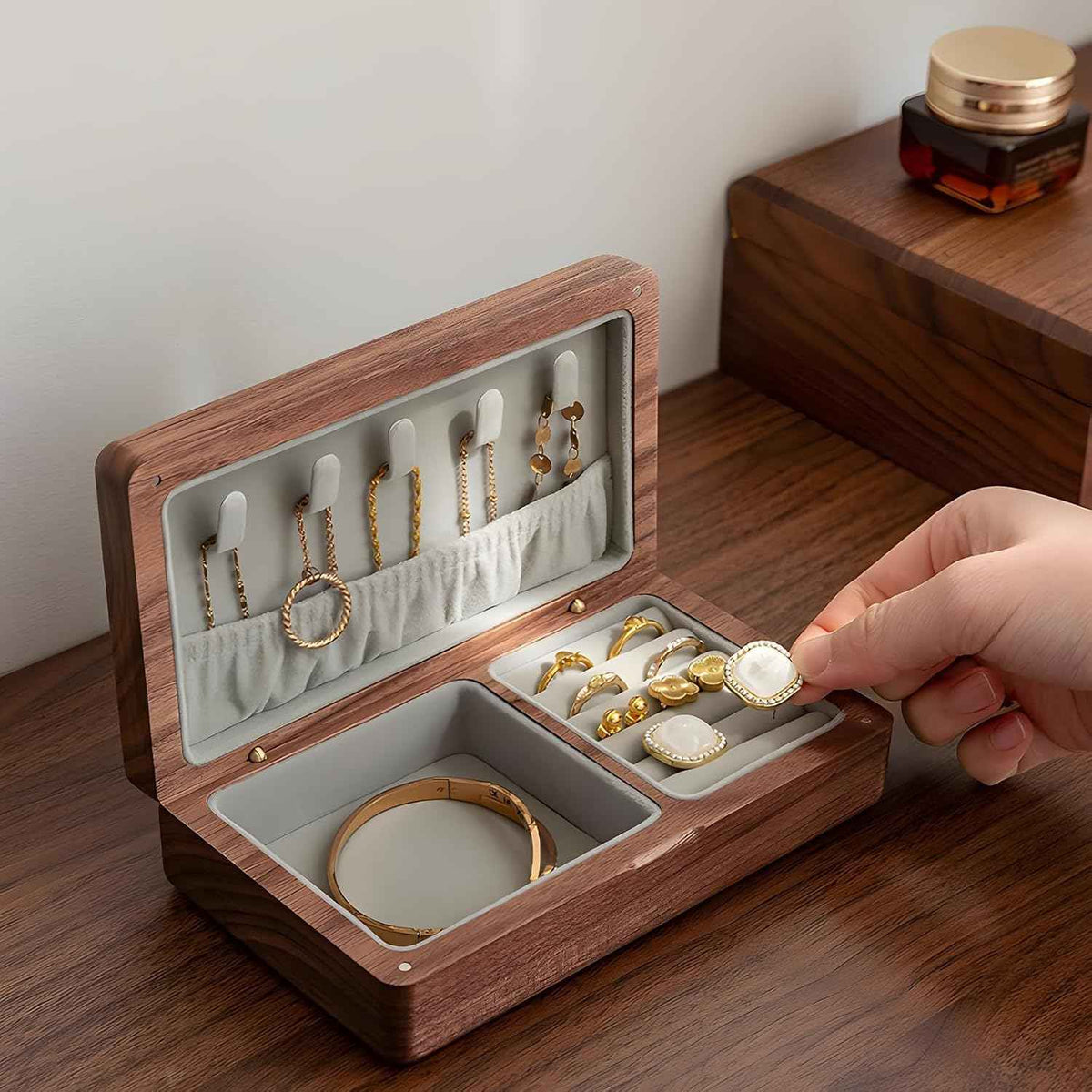 Vintage Walnut Travel Jewelry Box, Small