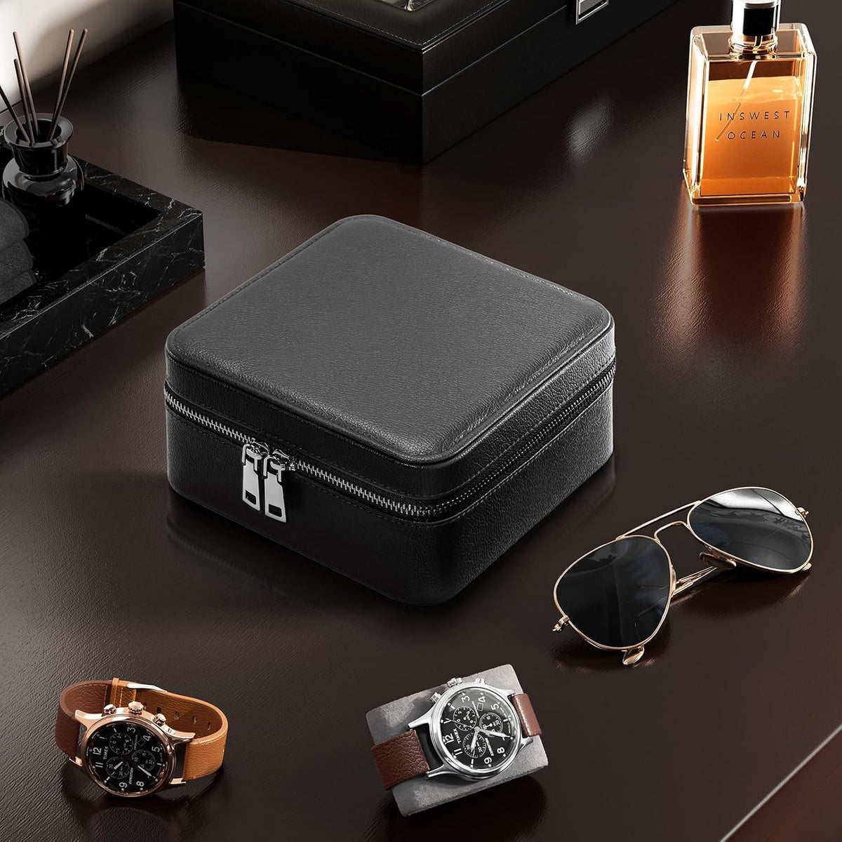 Three-Slot Travel Watch Case in Black
