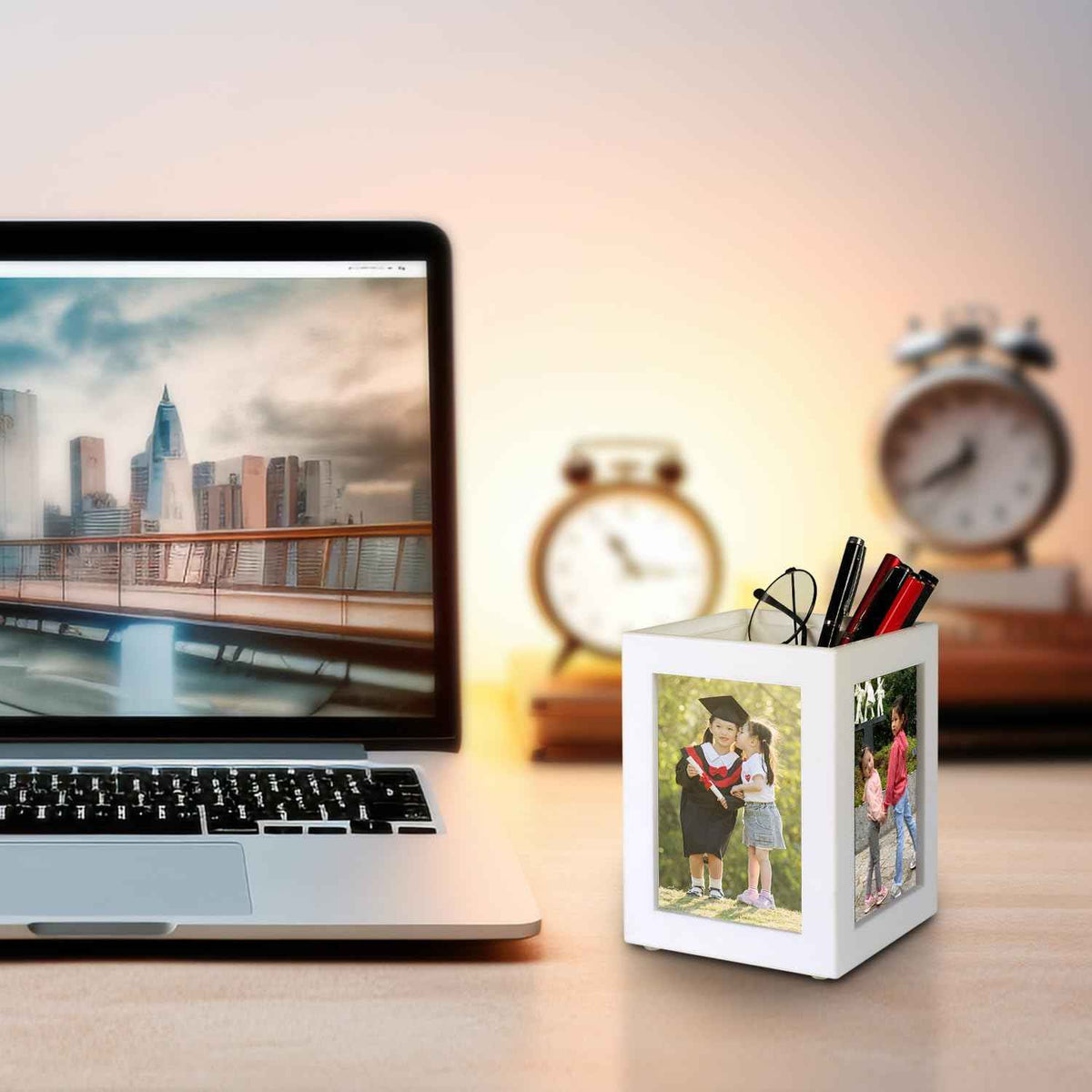 Four-Photo Cube Vase & Desk Centerpiece