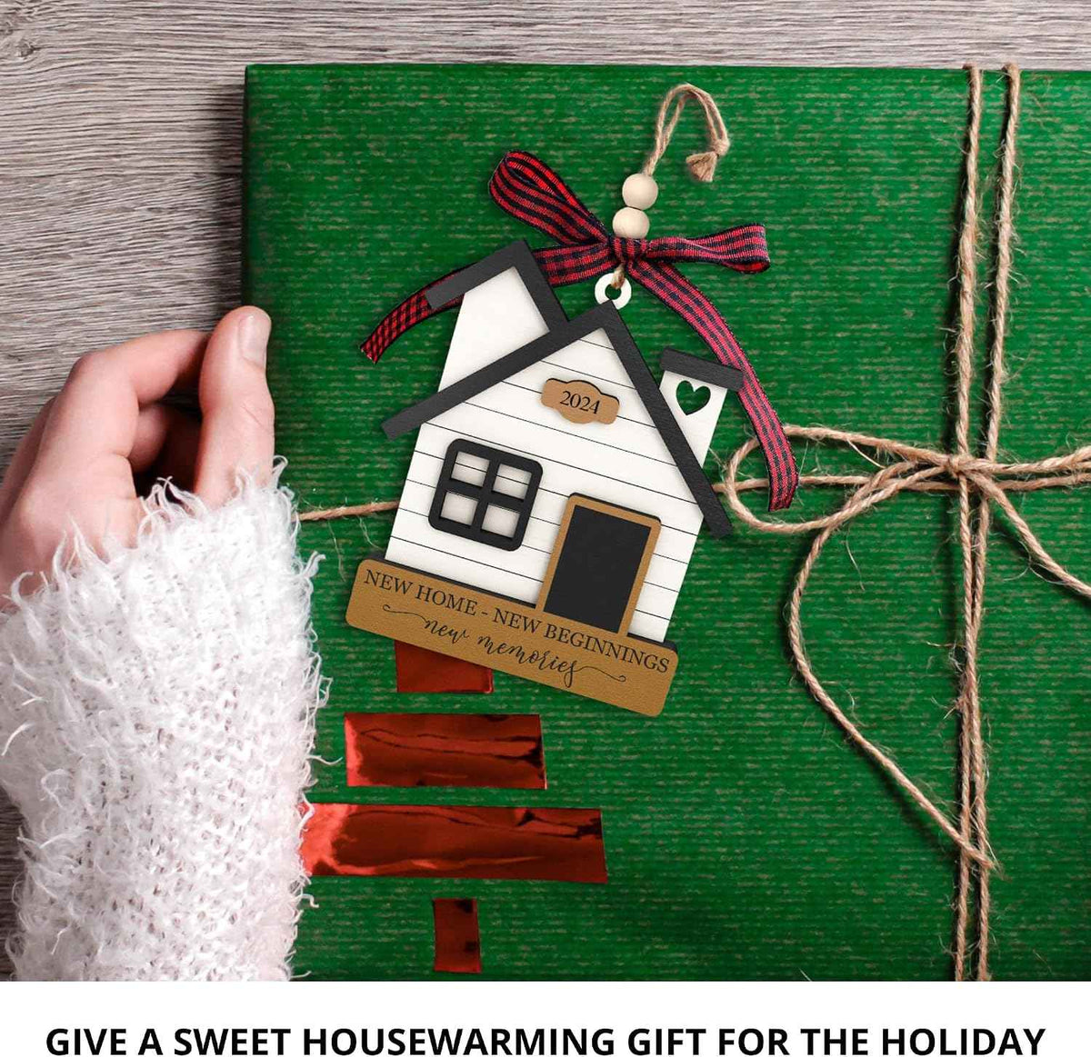 MAPDTWO House Warming Gifts New Home - Housewarming Gifts for New House, Women - New Home Gift Ideas for Couple - Wooden Ornament