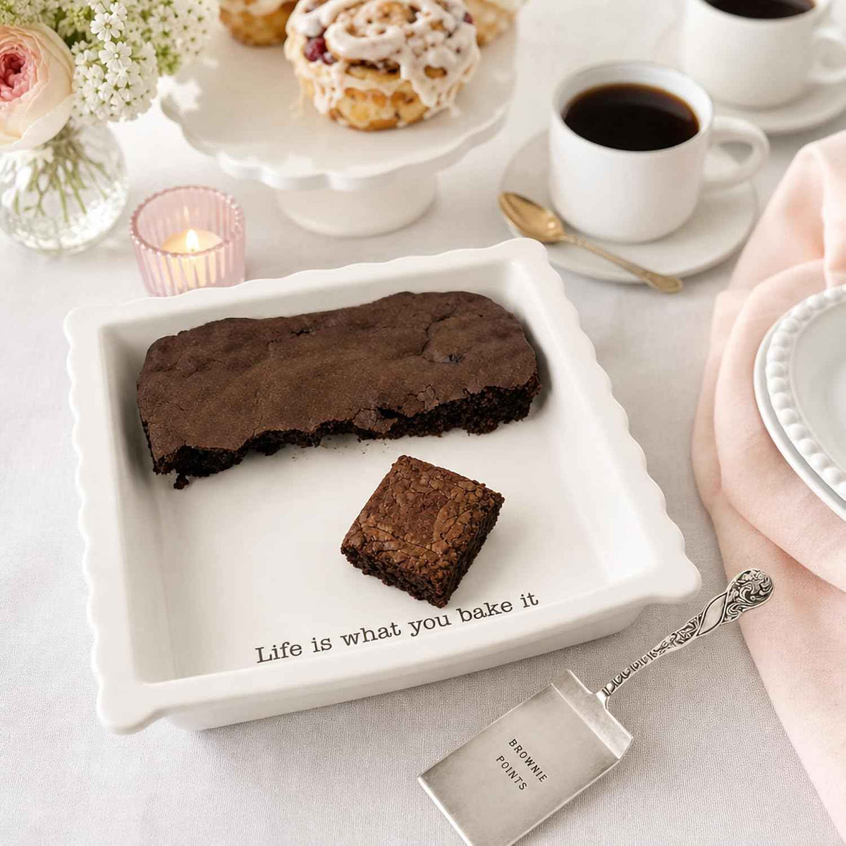 Mud Pie Ceramic Brownie Pan Set with Silverplate Server | Scalloped Brownie Baking Dish, Oven Safe Dishwasher Safe Bakeware, Perfect Brownie Pan for Desserts, Bars, Gifts, White